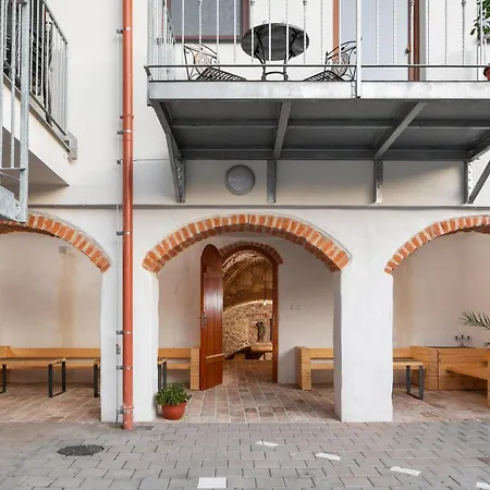 Rezidence Konevova, Apartment